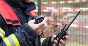 Soluções de rádio para segurança dos trabalhadores (alerta de emergência)