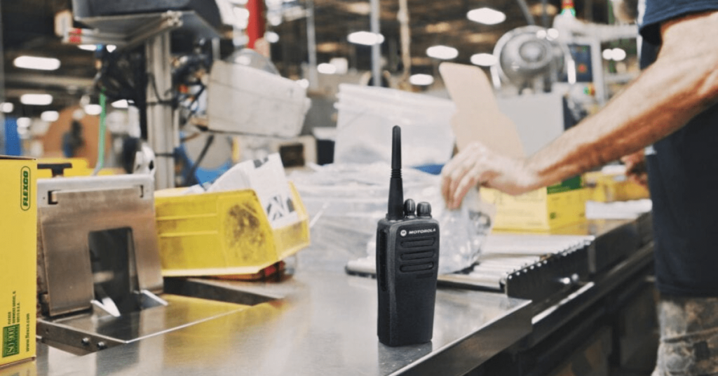 Controle de equipes via rádios comunicadores (Zonas de Controle)